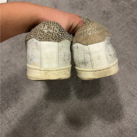 P448 - Picture 4 of 6